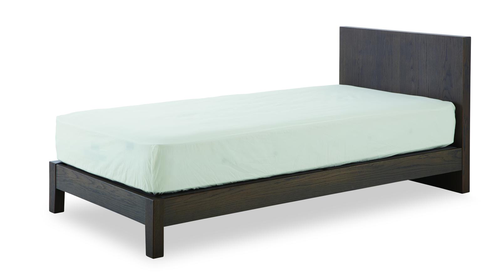 ベッドフレームの写真